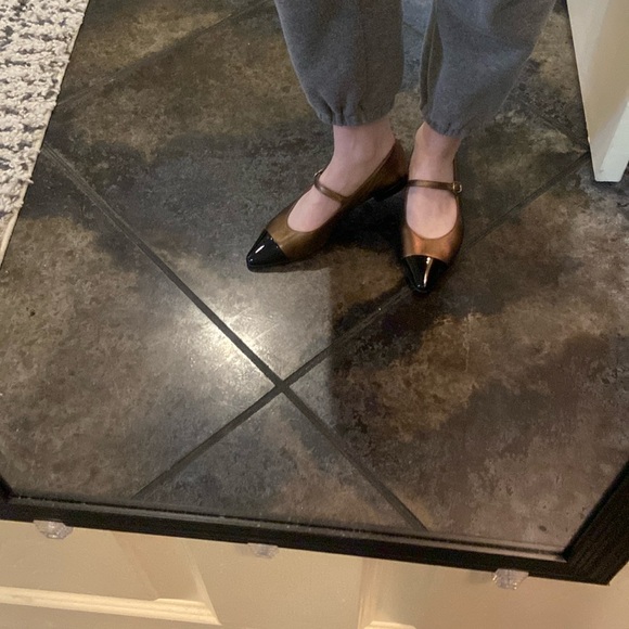 NEW PrettyBallerinas flats in gold/black - Picture 7 of 11